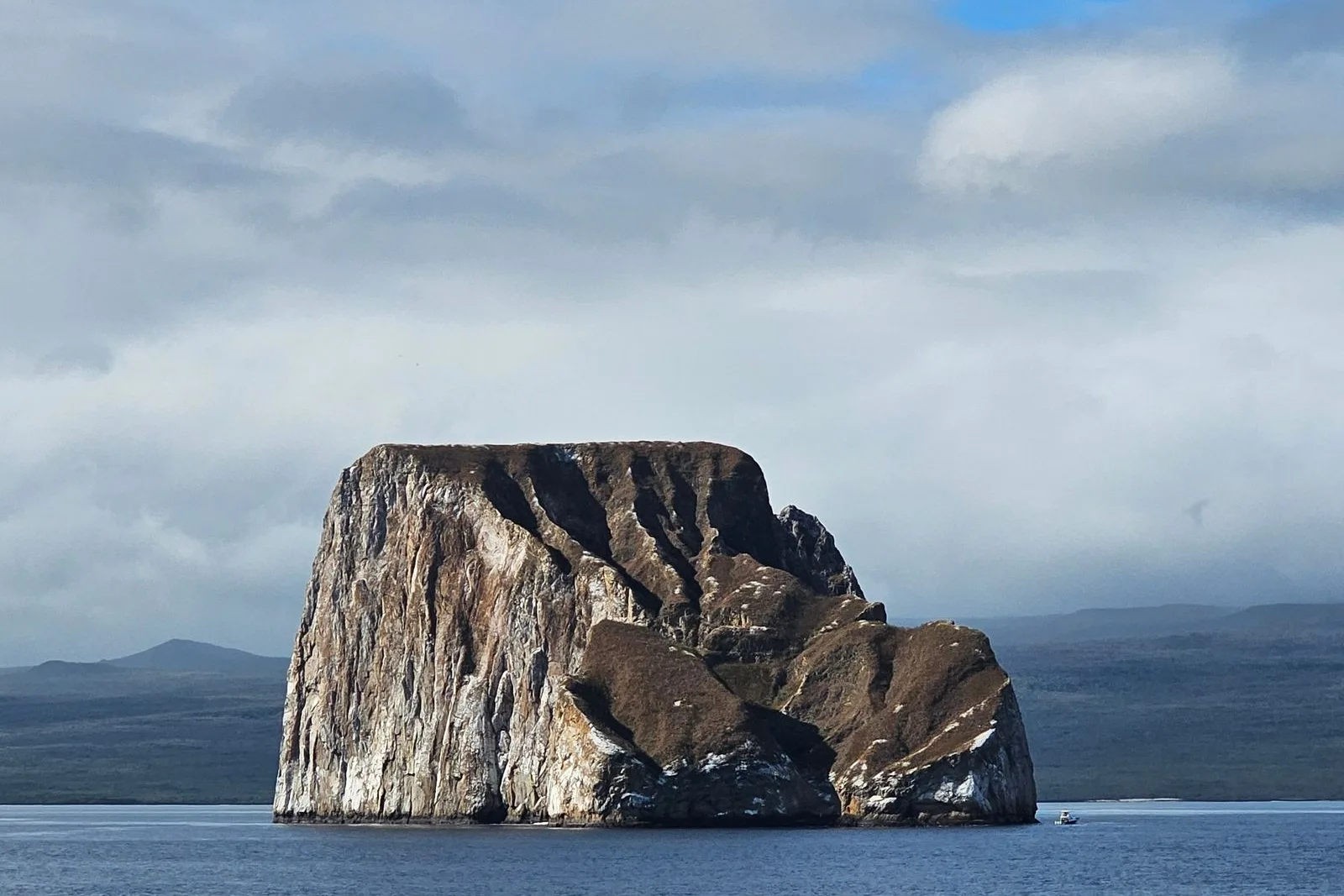 Kicker Rock (León Dormido), formação rochosa icônica de Galápagos e ponto de mergulho na Ilha San Cristóbal