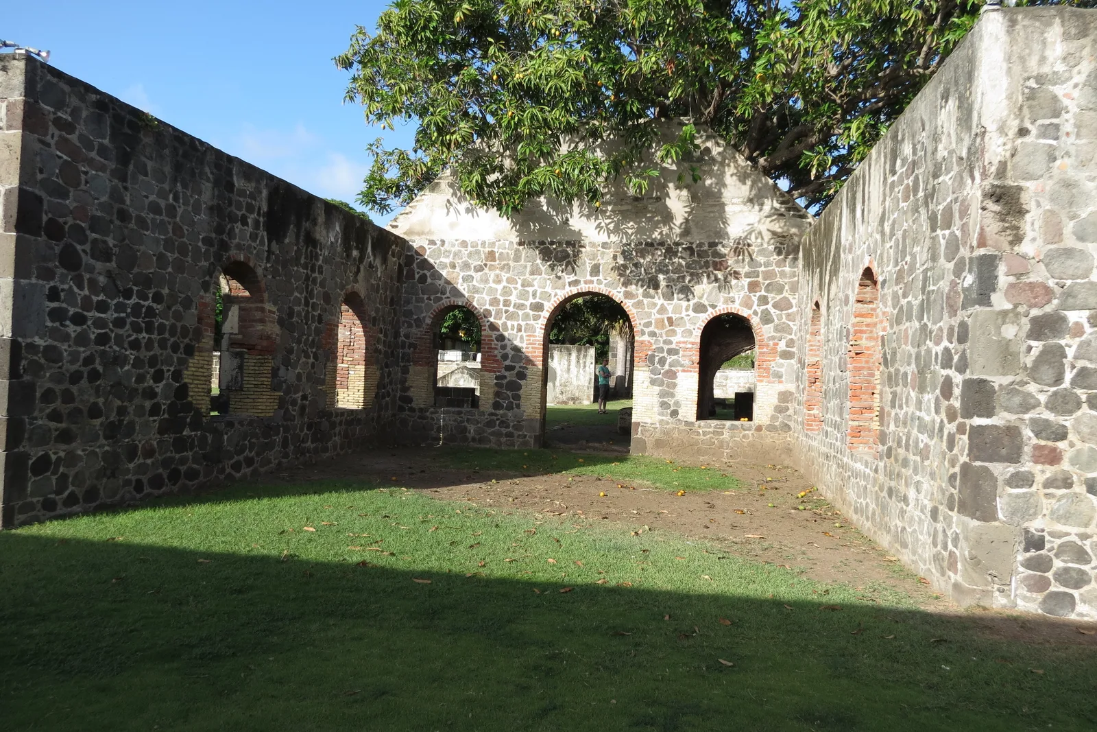 Ruínas da igreja reformada holandesa de 1755, em Oranjestad, St. Eustatius